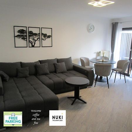 Ferienwohnung Dna フリードリヒスハーフェン エクステリア 写真